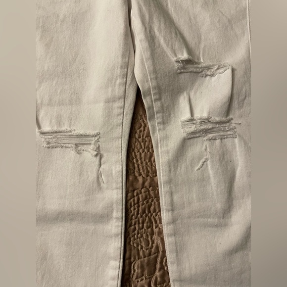 THE RIPPED SKINNY JEANS - Picture 5 of 8